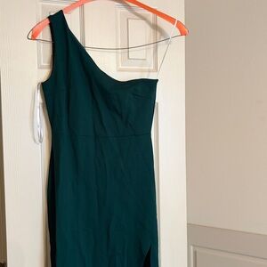 Lulu’s One-Shoulder Green Dress